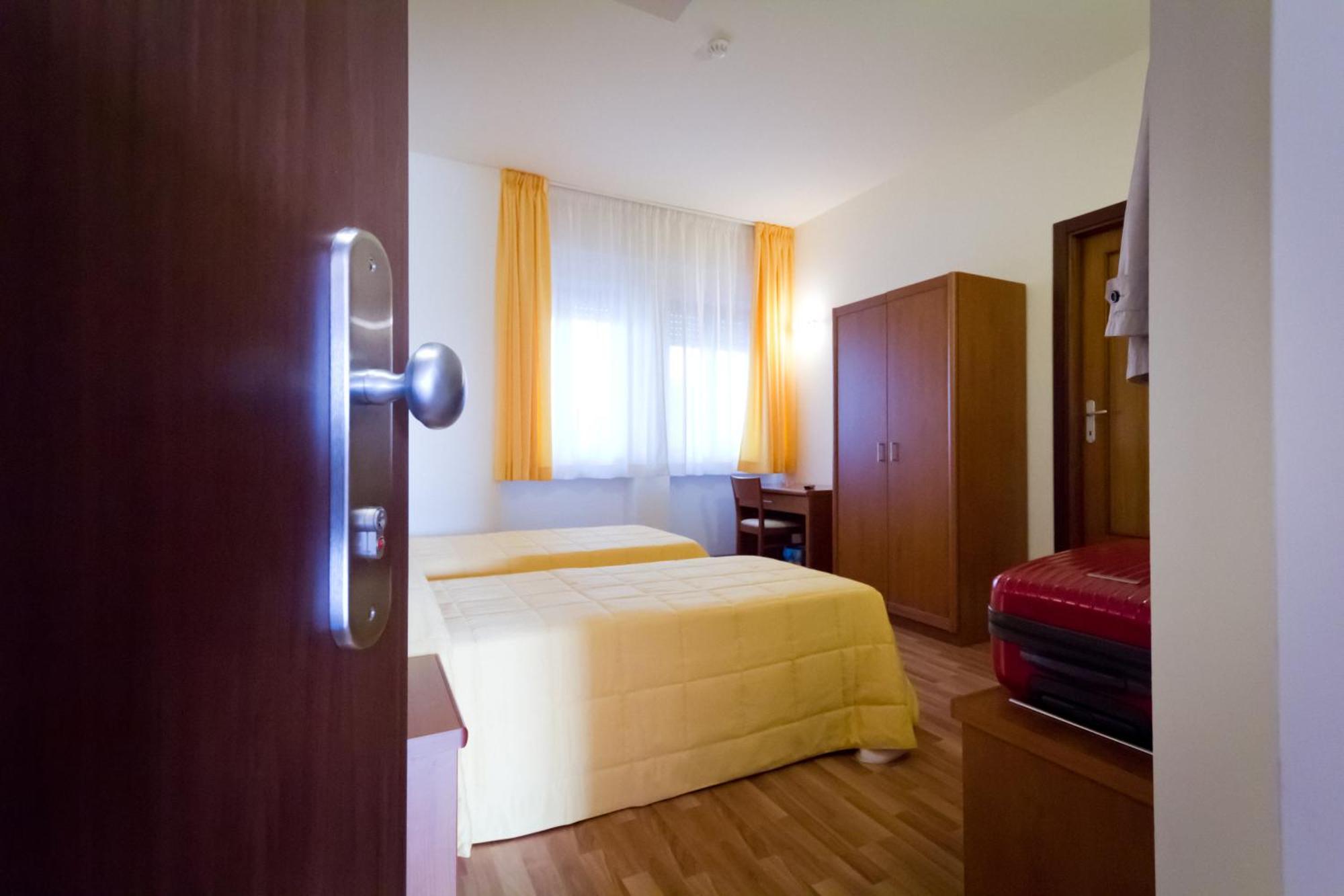 Hotel Donnini Ασίζη Εξωτερικό φωτογραφία