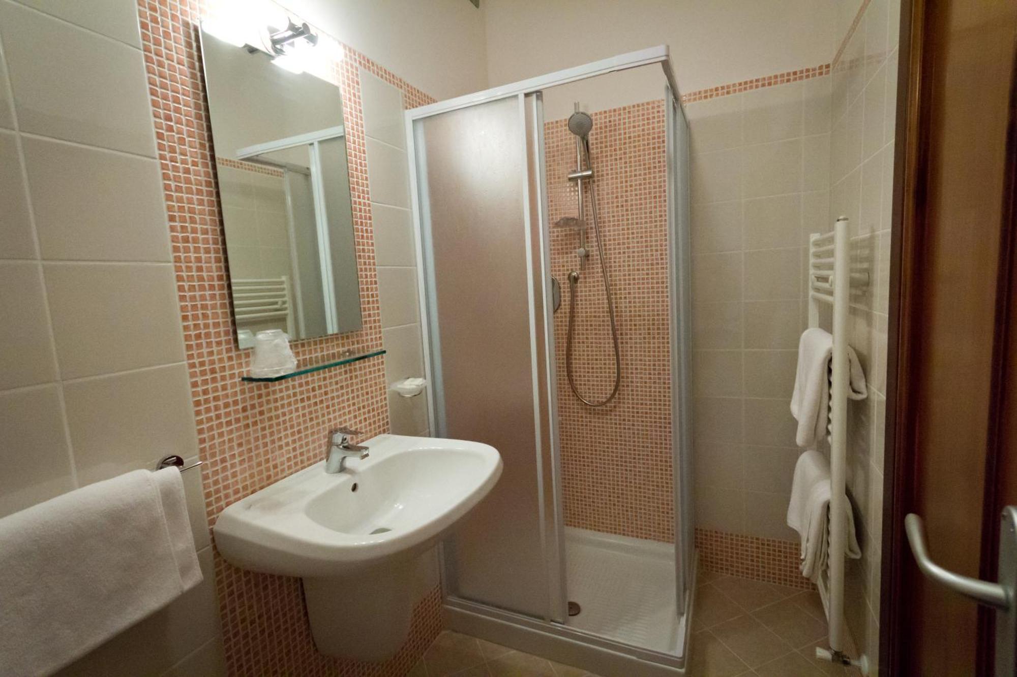 Hotel Donnini Ασίζη Εξωτερικό φωτογραφία