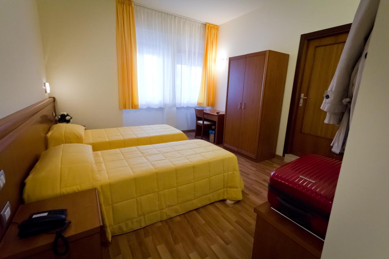 Hotel Donnini Ασίζη Εξωτερικό φωτογραφία